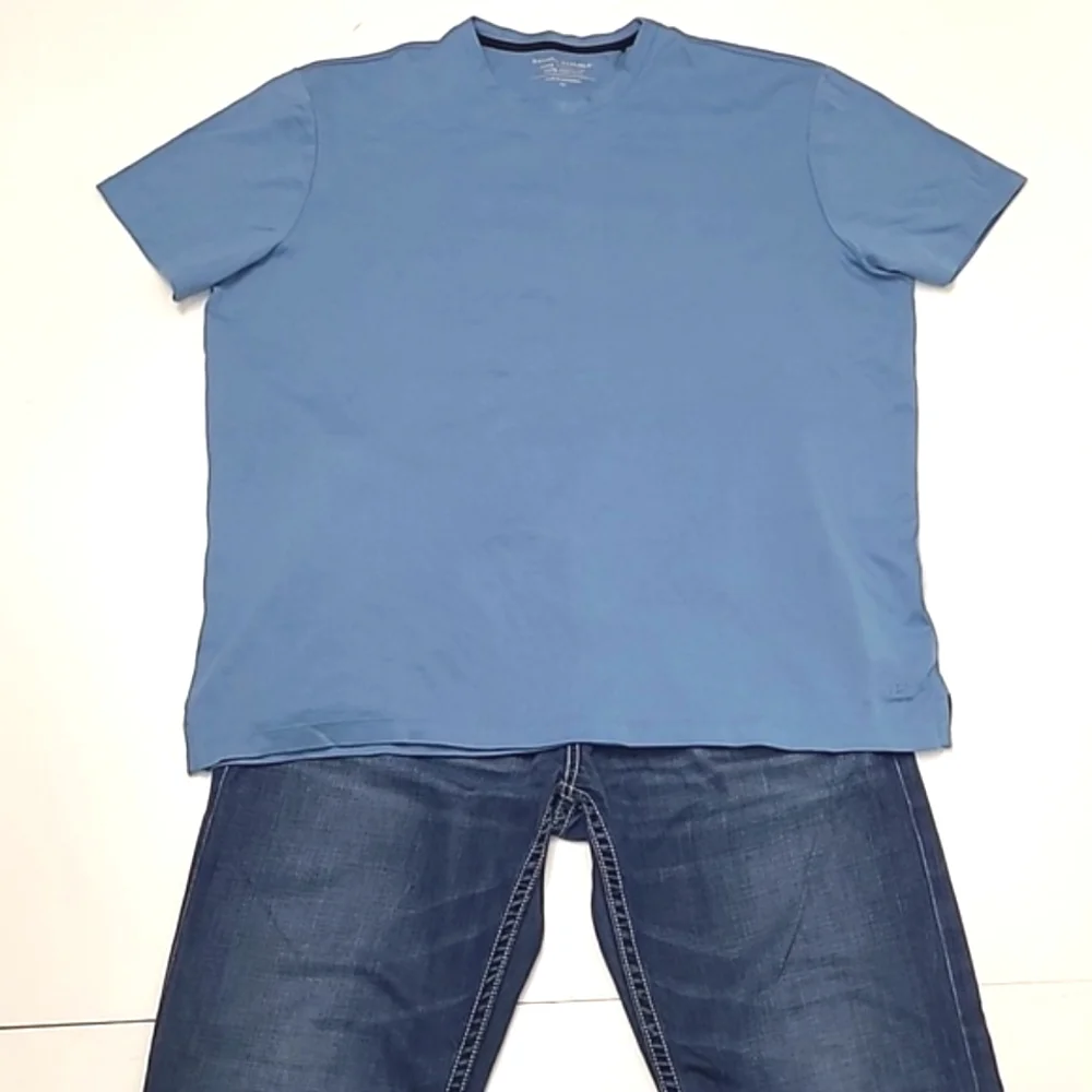 Banana Republic Luxe Touch Tee Blue Short Sleeved T-Shirt Crew Neck Relaxed Soft